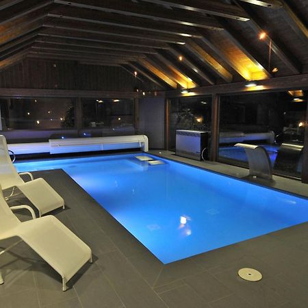 Apartamentos Pessets Adelaida Sort Zewnętrze zdjęcie
