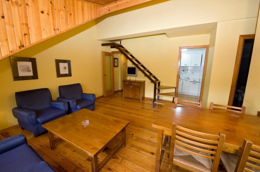 Apartamentos Pessets Adelaida Sort Pokój zdjęcie